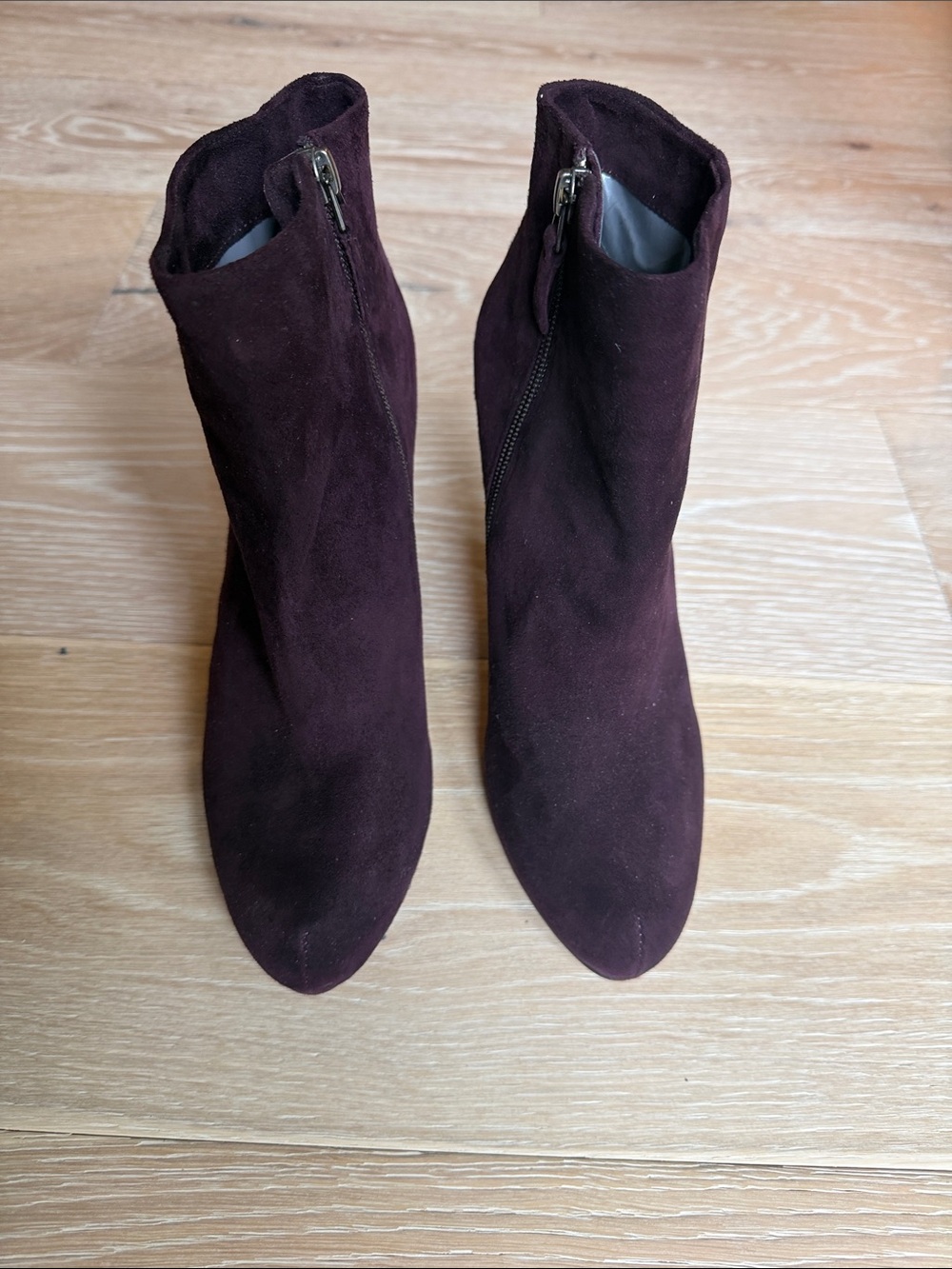 Women's Suede Ankle Boots - Dark Plum